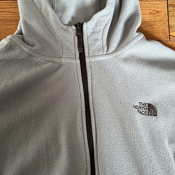 North face fleece - Picture 2 of 4